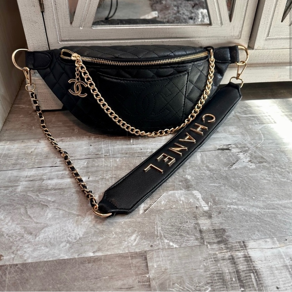 CHANEL Black Quilted Belt Bag with Gold Accents - Picture 4 of 7